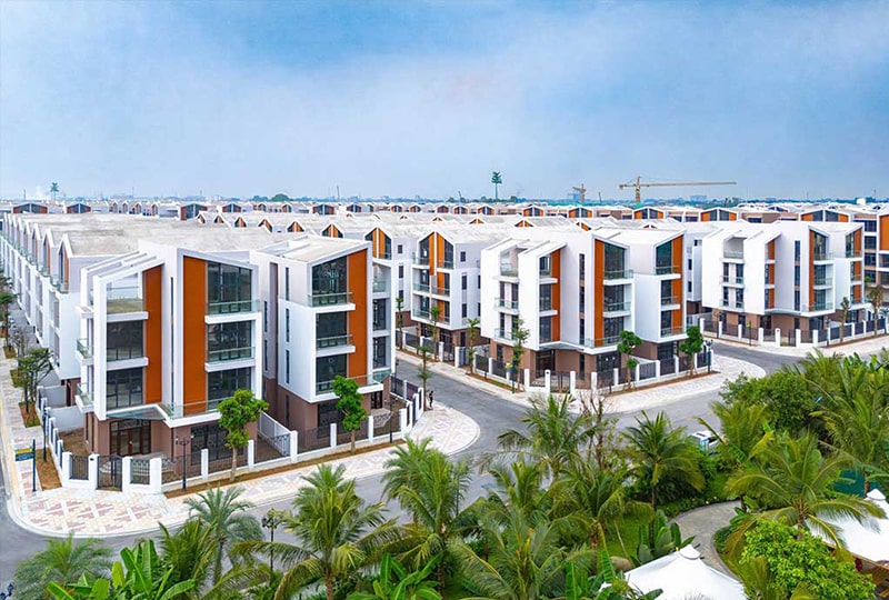 The Fullton 10 Biệt thự tứ lập được thiết kế thông minh để tối ưu không gian. Mỗi căn đều có 2 mặt thoáng với nhiều cửa sổ đón ánh sáng tự nhiên và gió trời